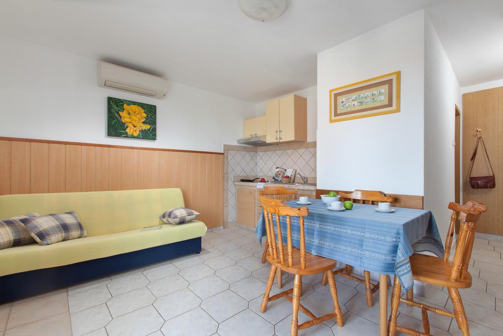 Daila Apartments Novigrad Istria エクステリア 写真